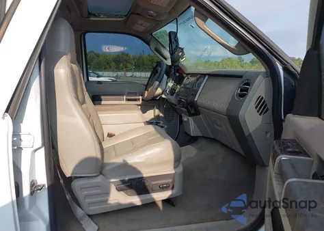 2008 Ford F-250 Fx4/Harley-Davidson/King Ranch/Lariat/Xl/Xlt from USA, damaged, VIN 1FTSW21R18EB80071